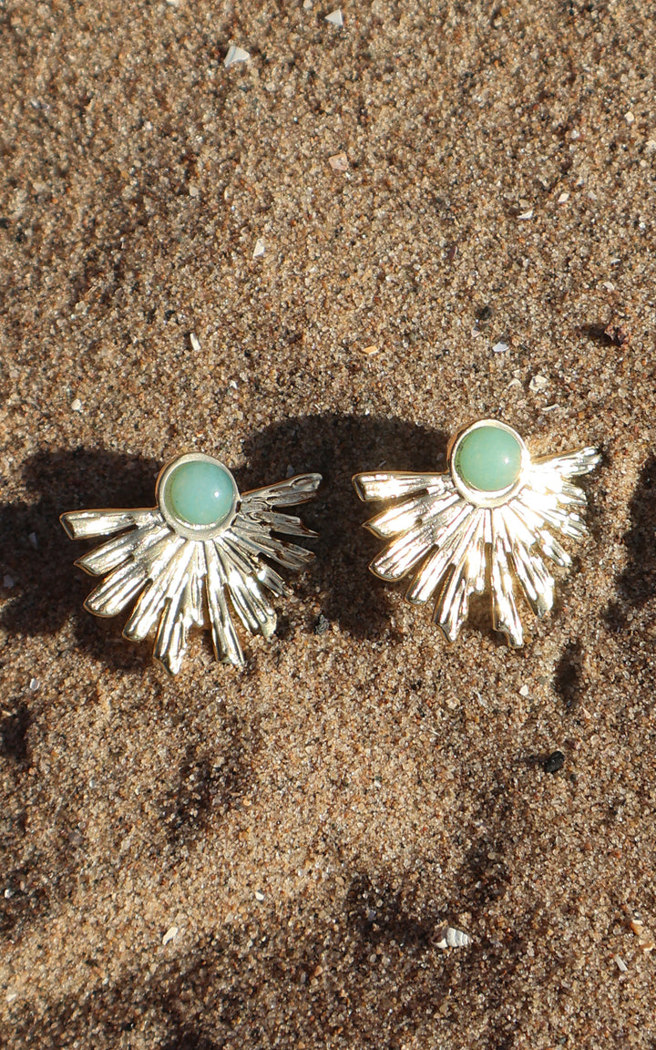 Pearl Fan | Earrings | Blue