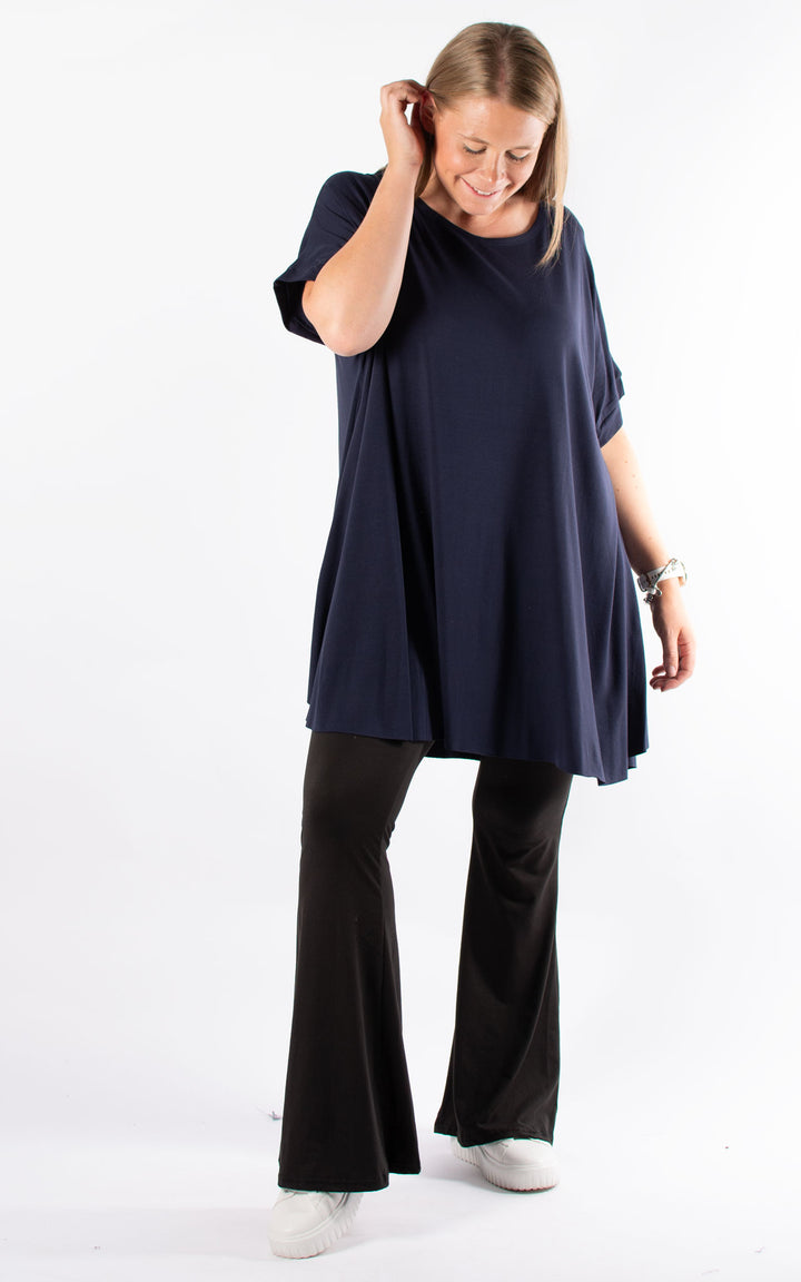Jesse Swing T | Navy
