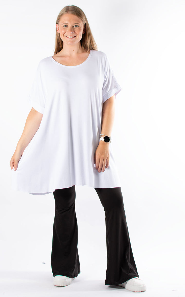 Jesse Swing T | White