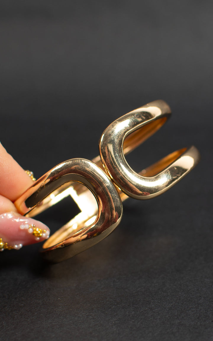 Jet Bracelet | Clasp | Gold