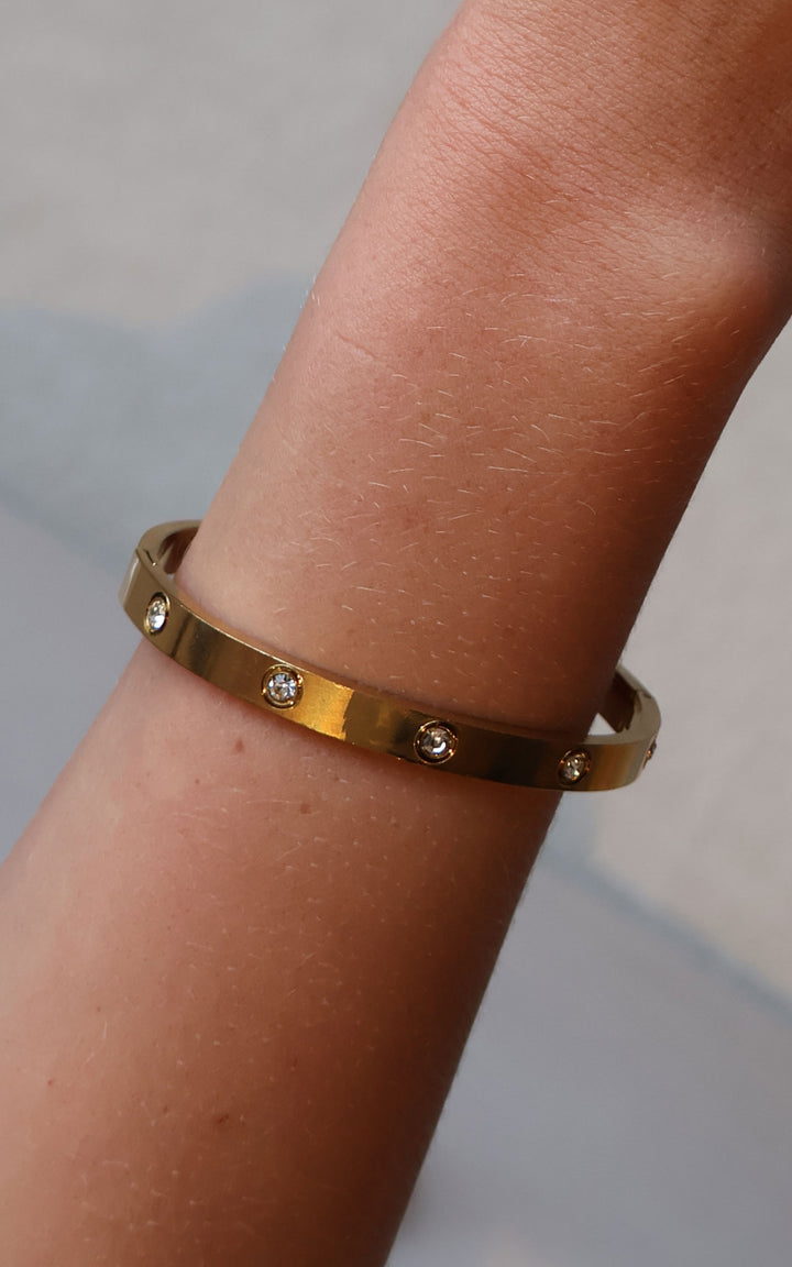 Jet Bracelet | Stud | Gold
