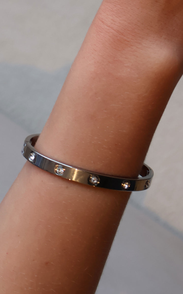 Jet Bracelet | Stud | Silver