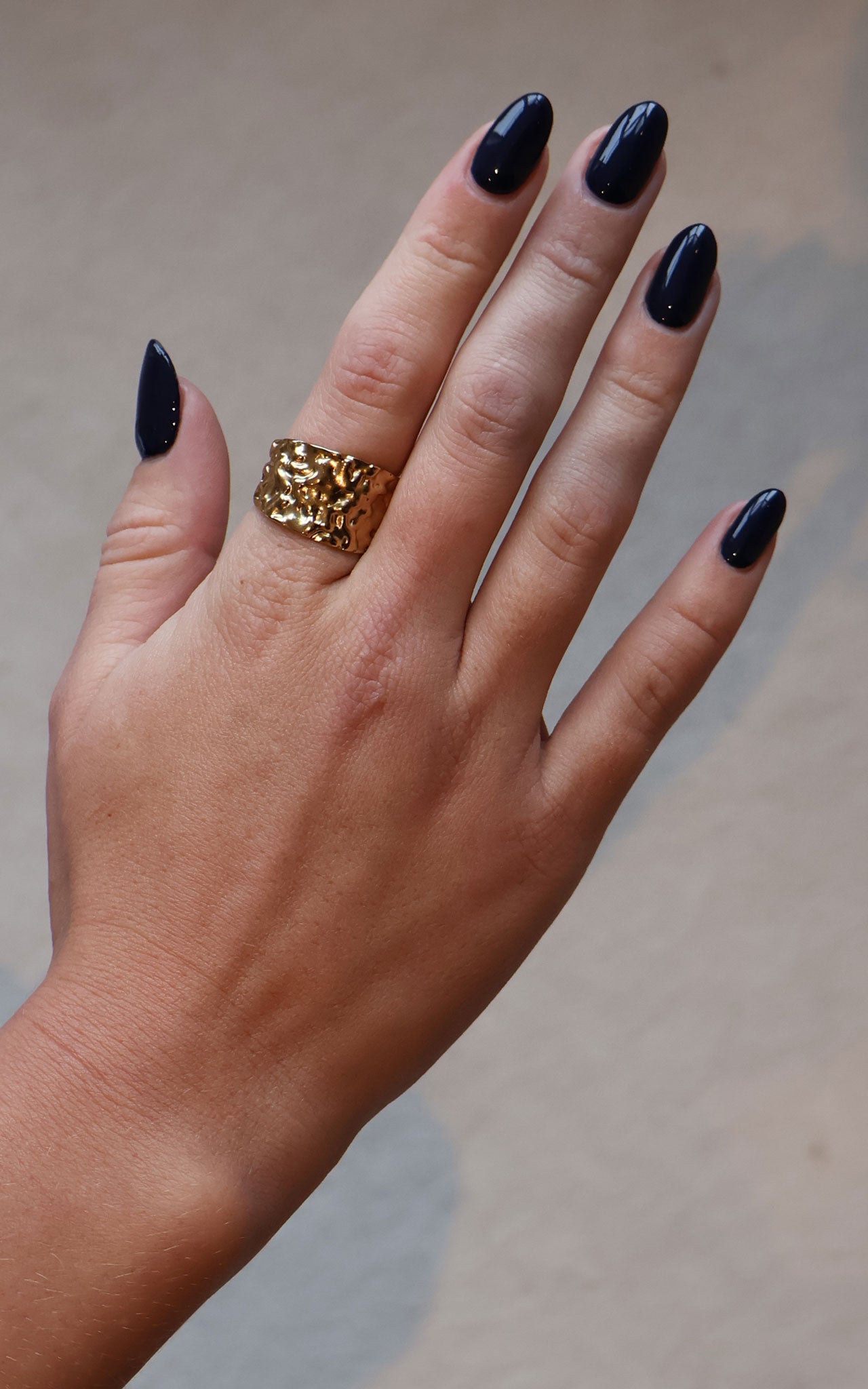 Jet Rings | Sm Hammered | Gold – Room Lytham