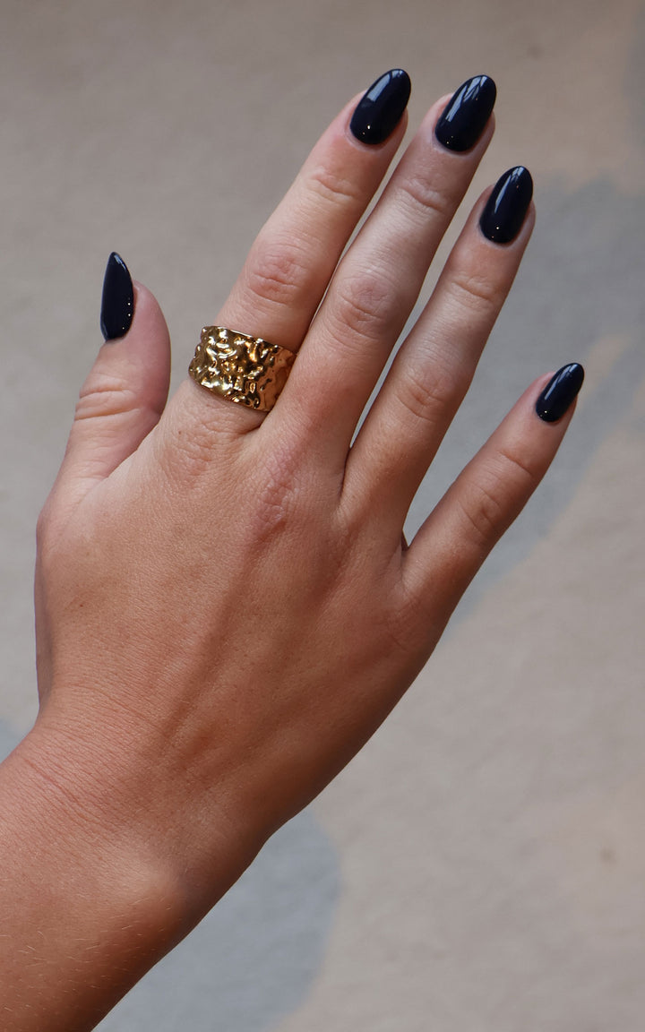 Jet Rings | Sm Hammered | Gold