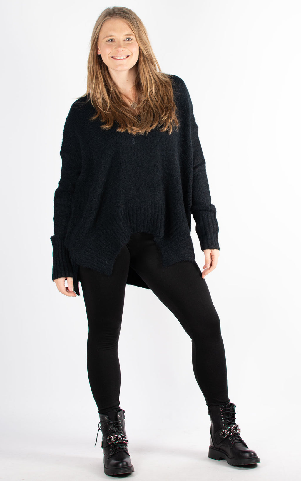 Joan V-neck Jumper | Black