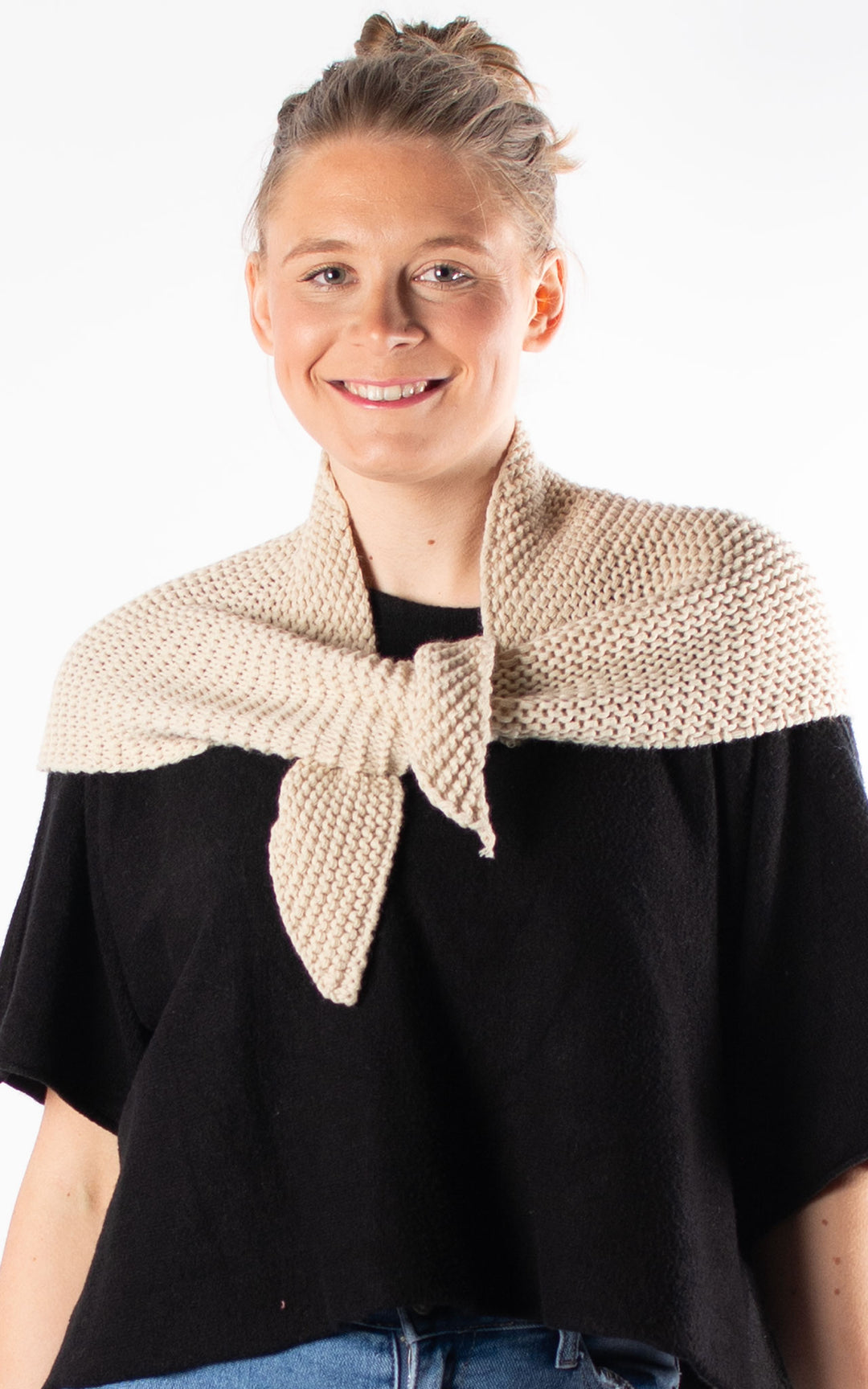 Knitted Triangle Scarf | Beige