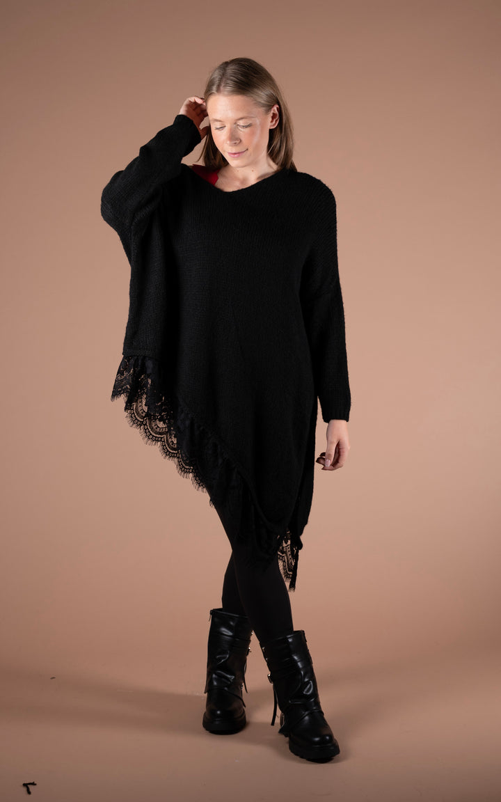 Laurel Asymmetric Jumper | Black