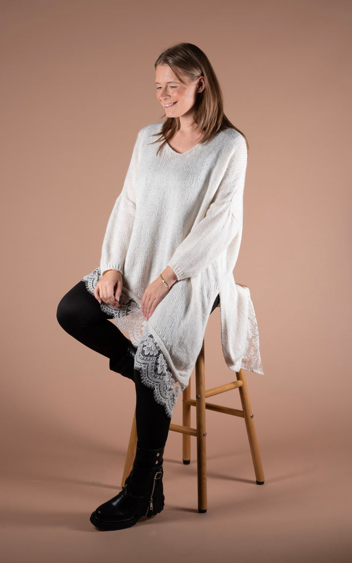 Laurel Asymmetric Jumper | White