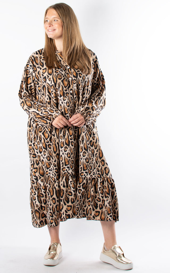 Leopard Tiered Dress | Cuffed Sleeve