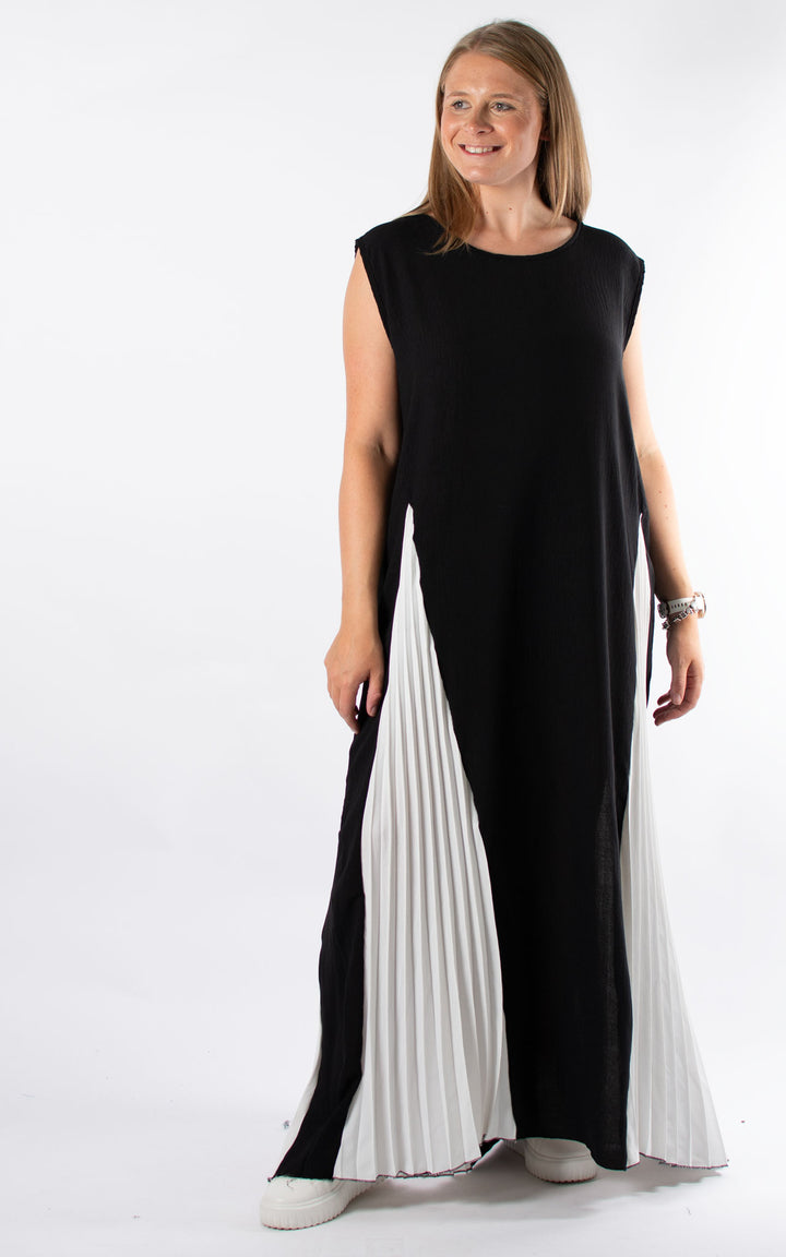 Lindsey Maxi Dress | Black