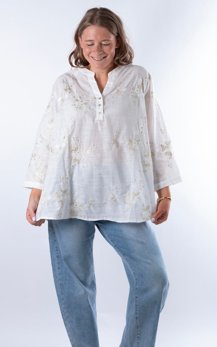 Petunia Embroided V-Neck Top | White