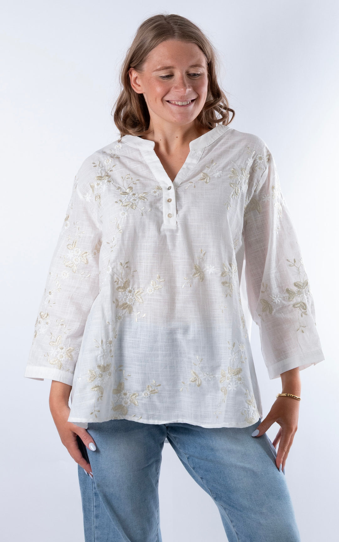 Petunia Embroided V-Neck Top | White