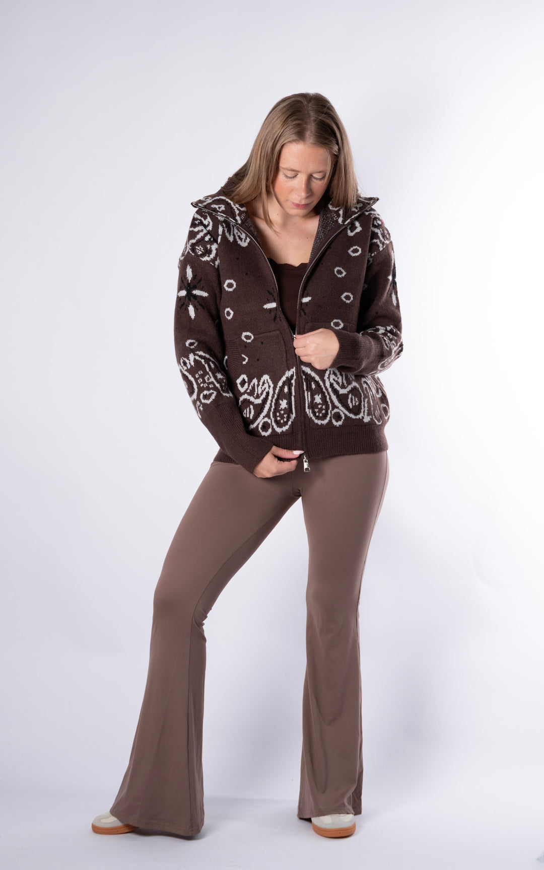 Lorna Paisley Jacket | Chocolate