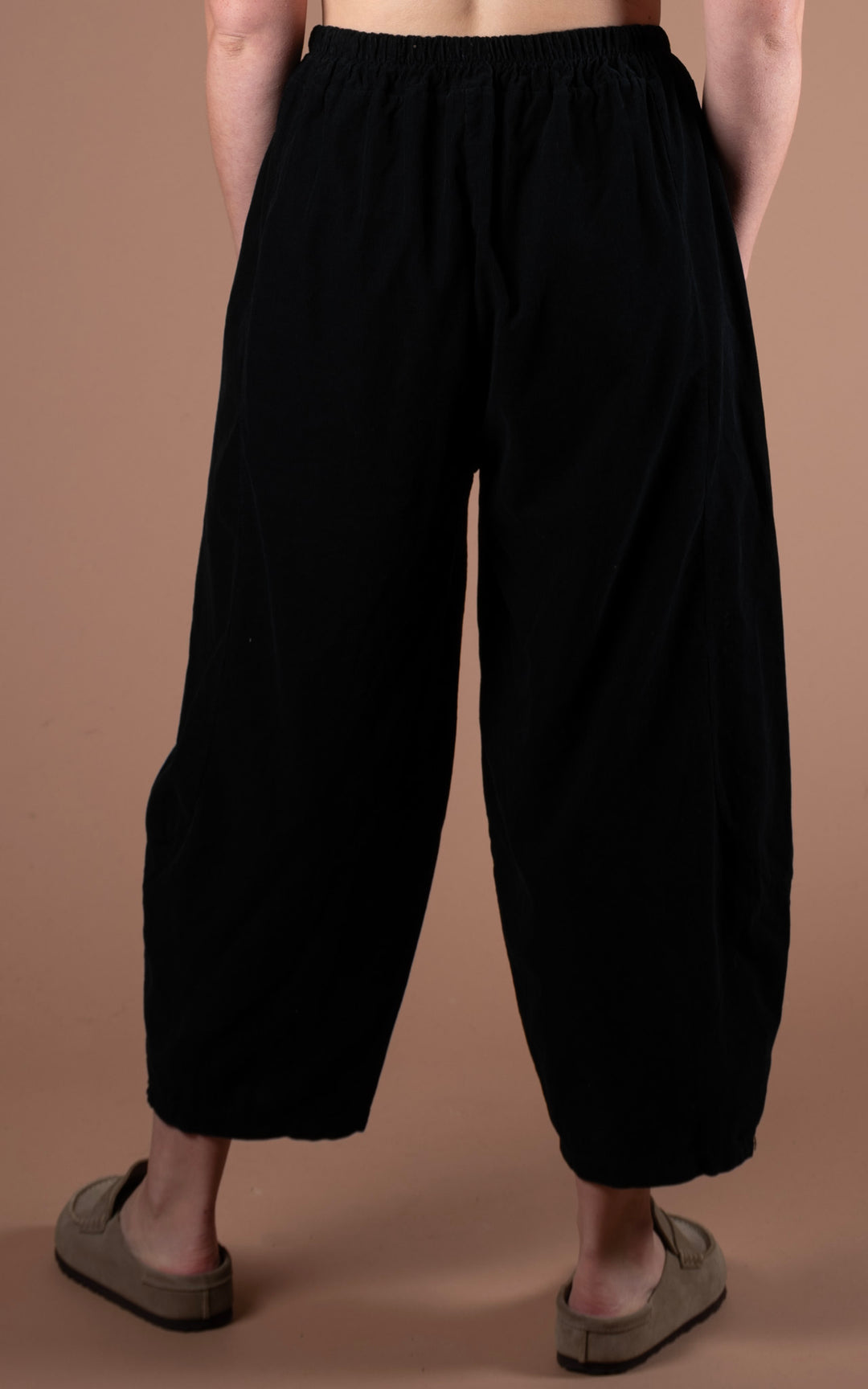Lucia Cord Barrel Leg Trouser | Black