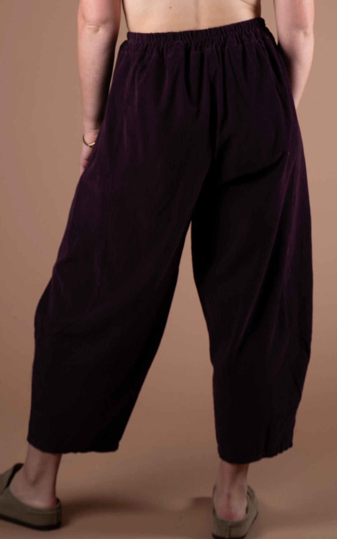 Lucia Cord Barrel Leg Trouser | Plum