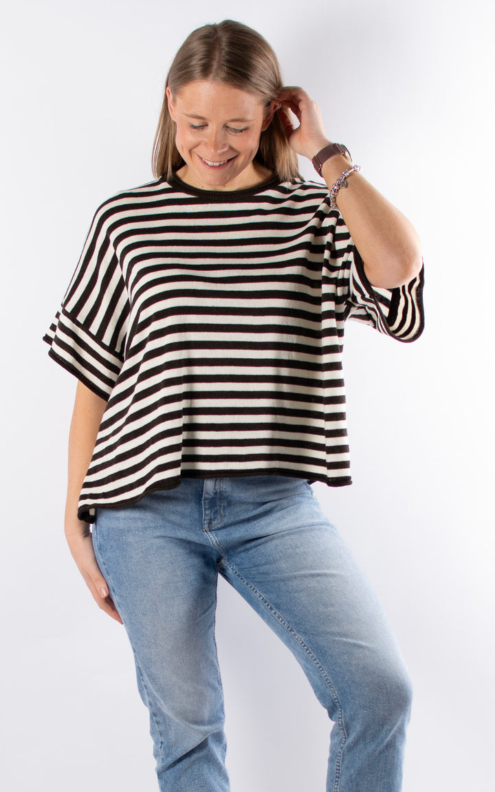Mae Stripe Knitted T | Dark Brown