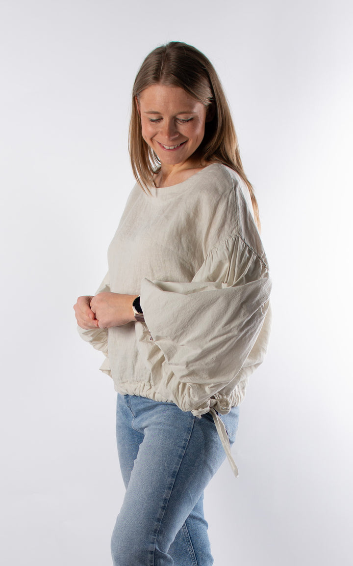 Maisie Balloon Sleeve T | Beige