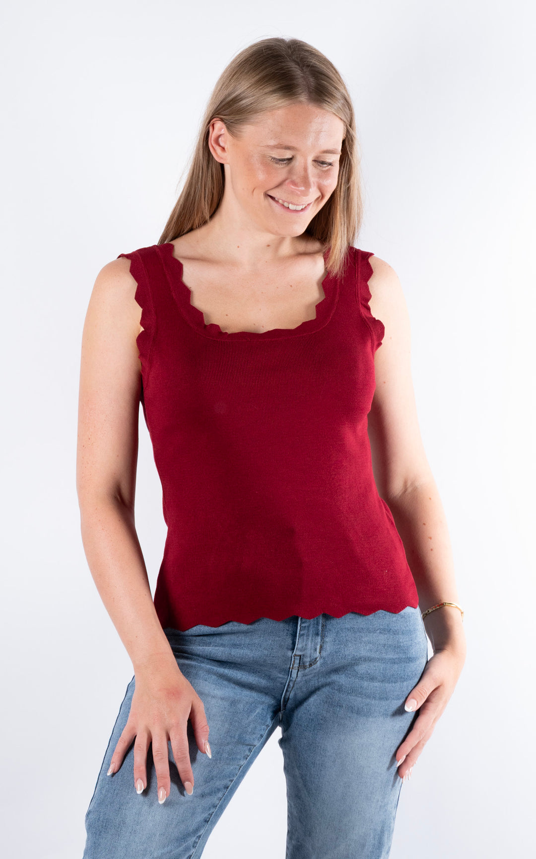 Makayla Ribbed Vest | Burgundy