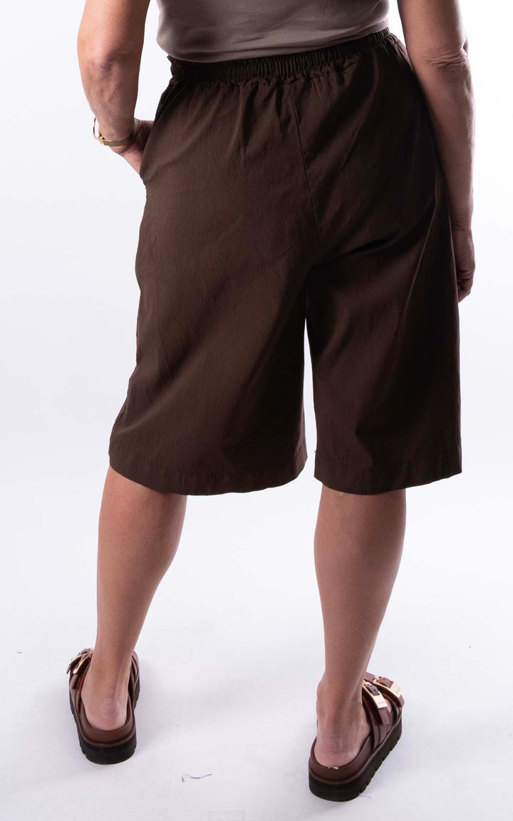 Malia Bermuda Shorts| Chocolate