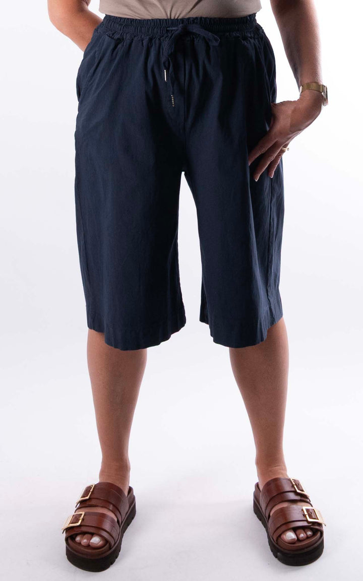 Malia Bermuda Shorts| Navy