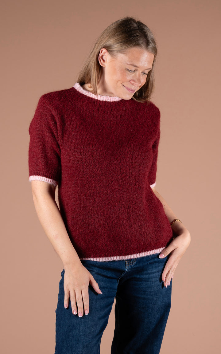 Maple Contrast Knit | Wine