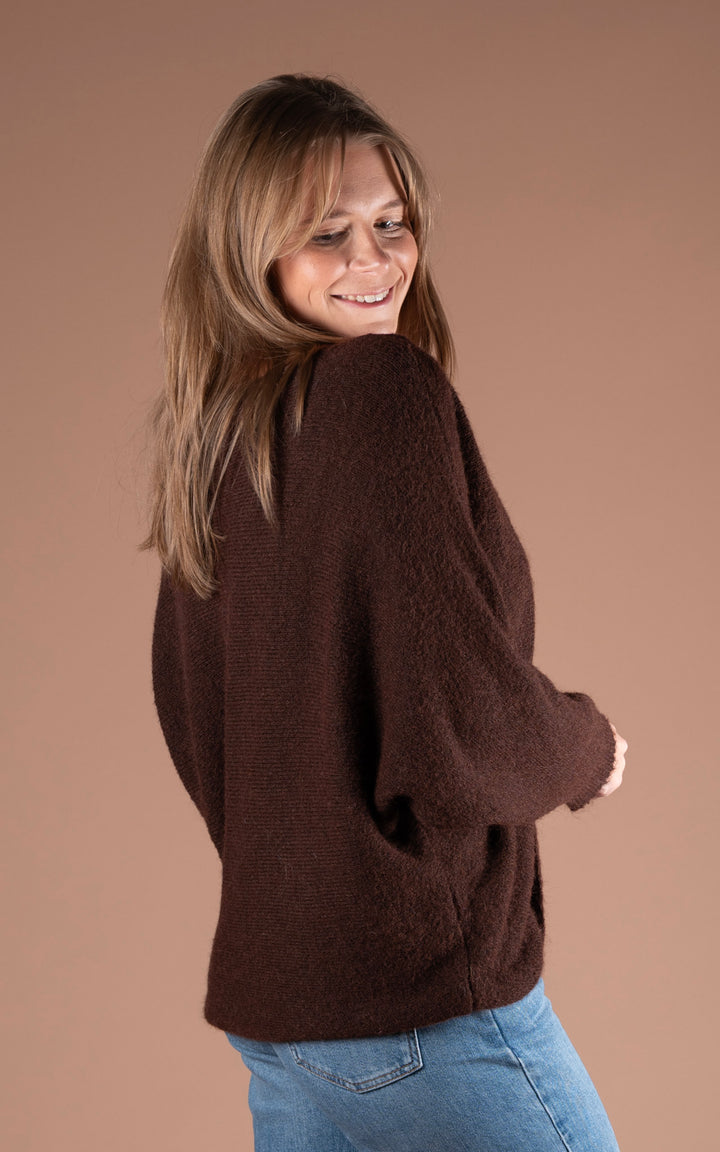 Maple Crossover Knit | Chocolate