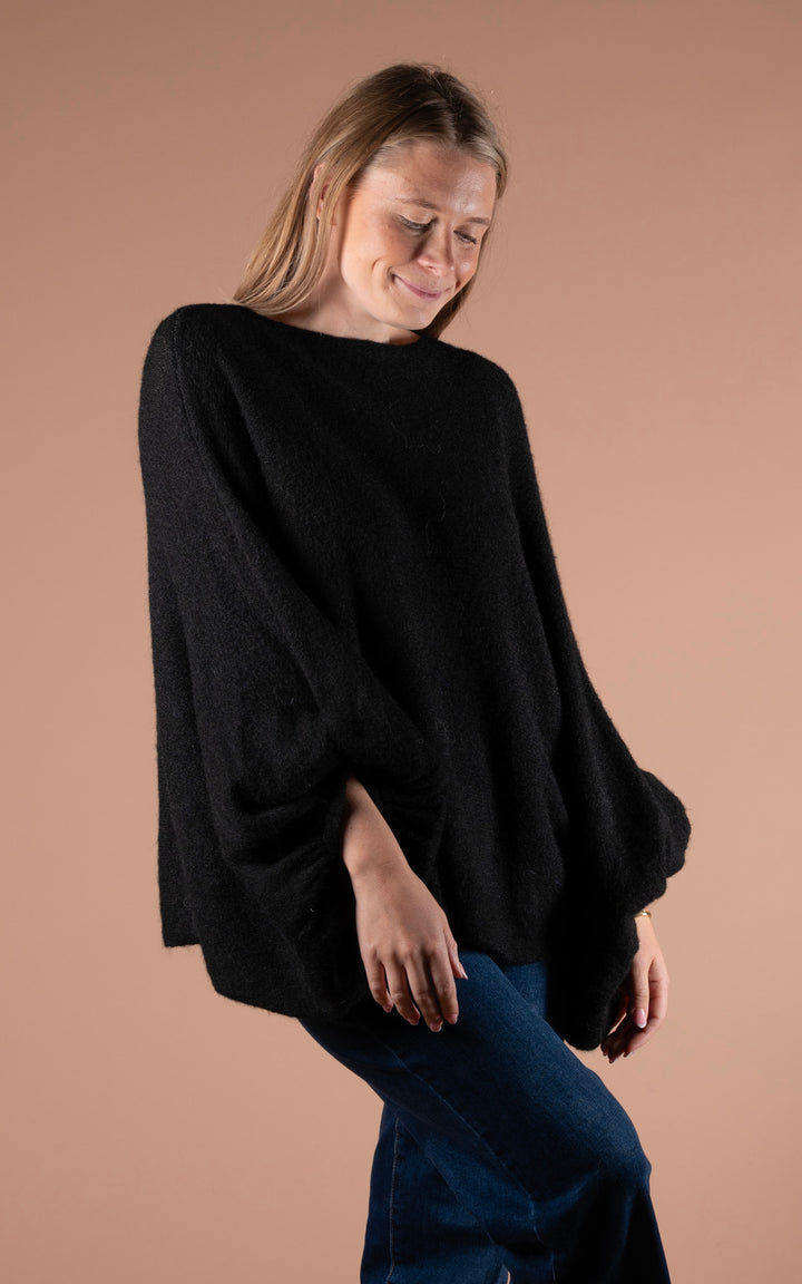Maple Slouchy Batwing | Black