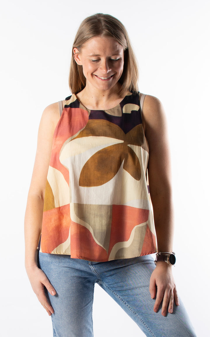 Mara Geometric Vest | Rust