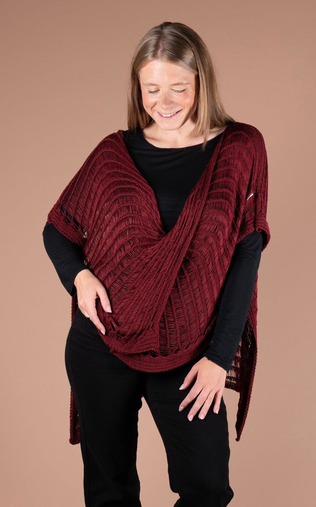 Margot Crochet Top | Burgundy