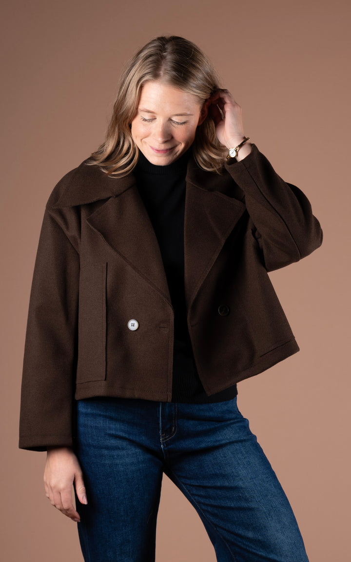Mia Buttoned Jacket | Chocolate