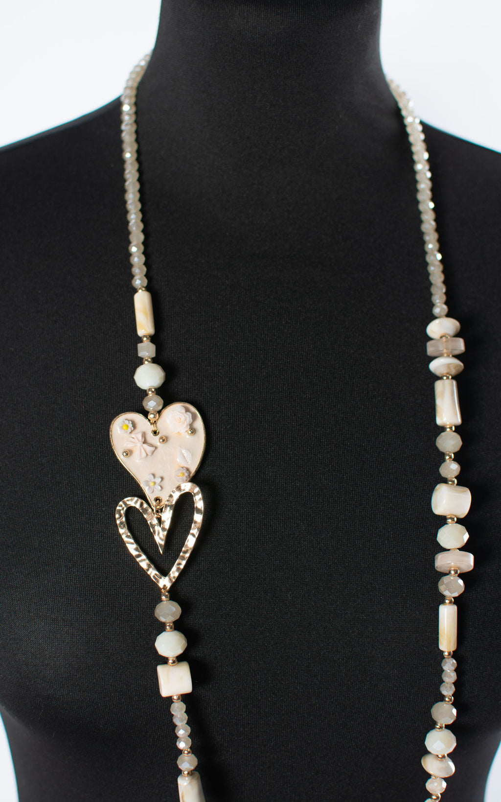 Mia Hearts Necklace | Beige