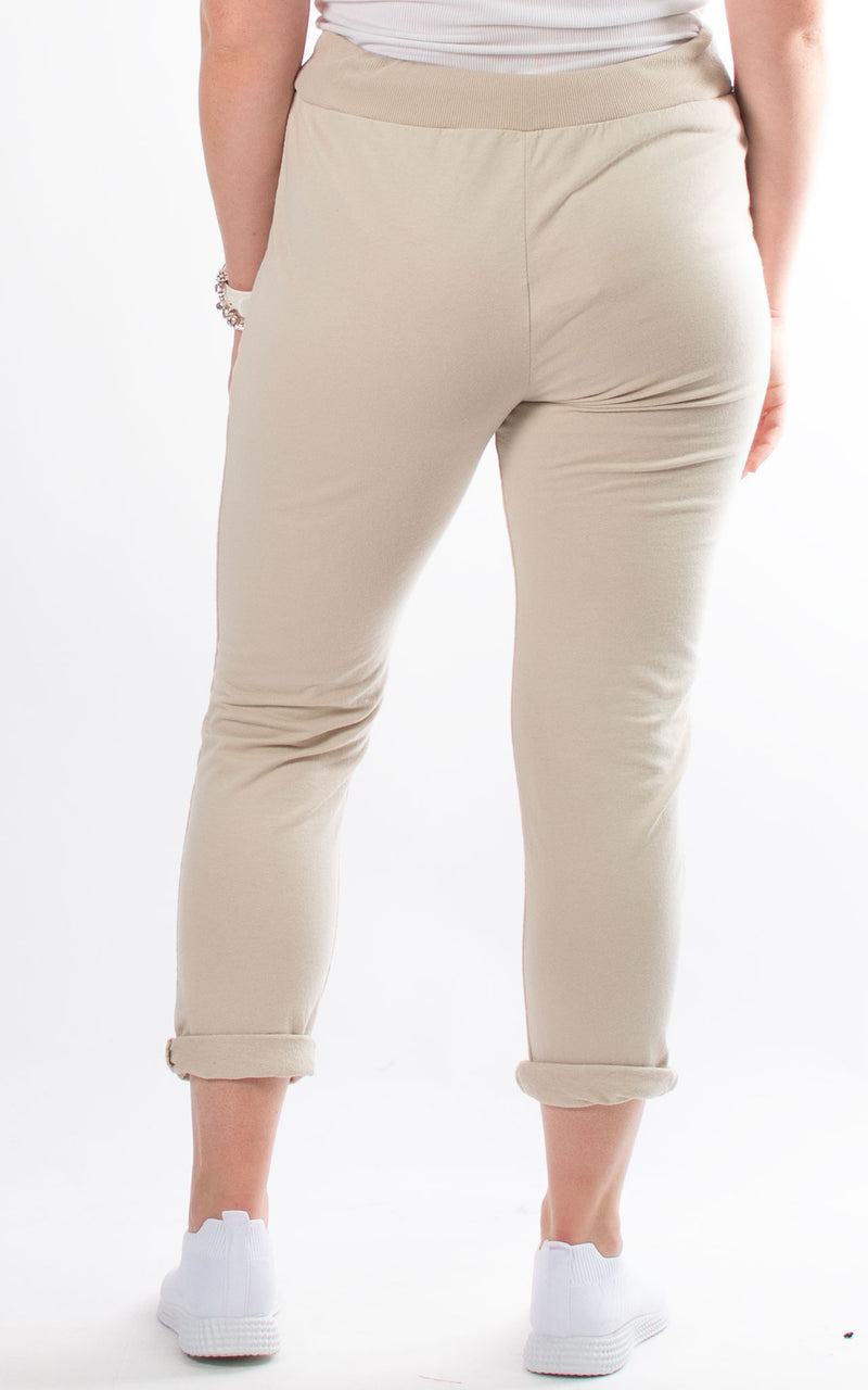 Nora Essential Jogger | Beige