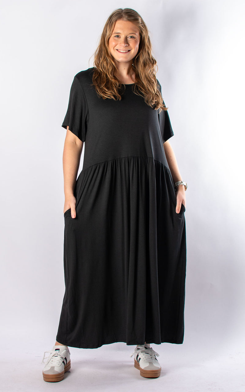 Nova Dress | Long | Black