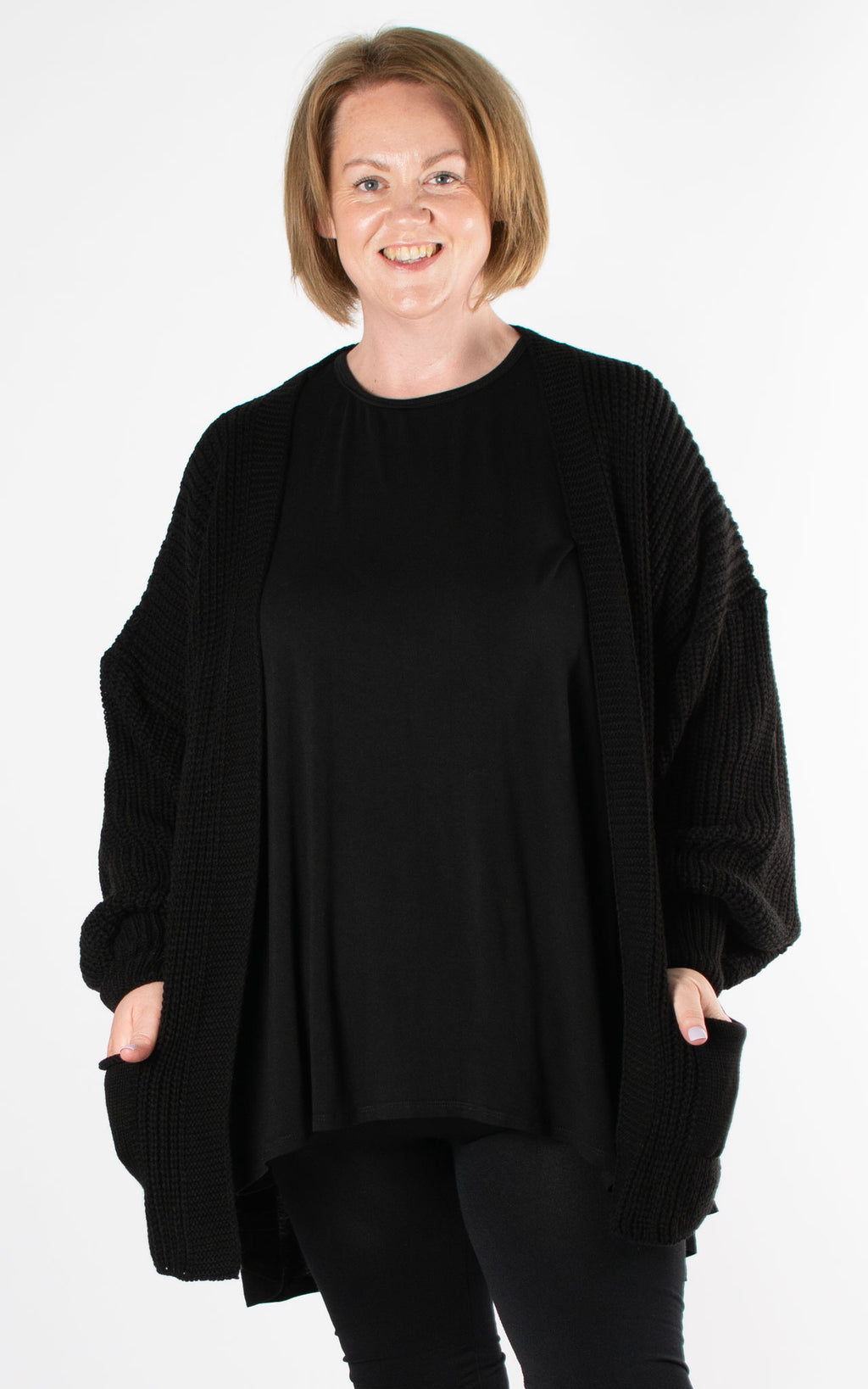 Ottie Cardigan | Short | Black
