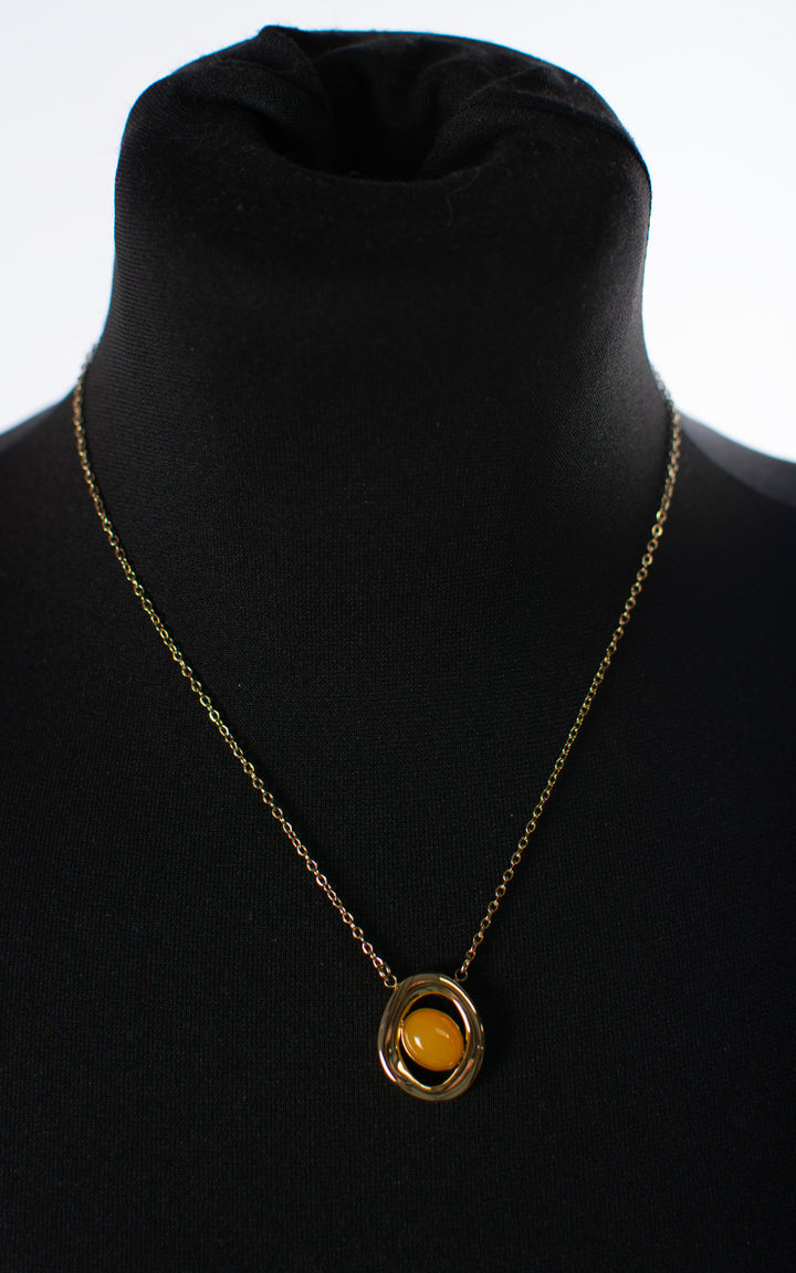 Oval Pearl | Necklace | Yellow