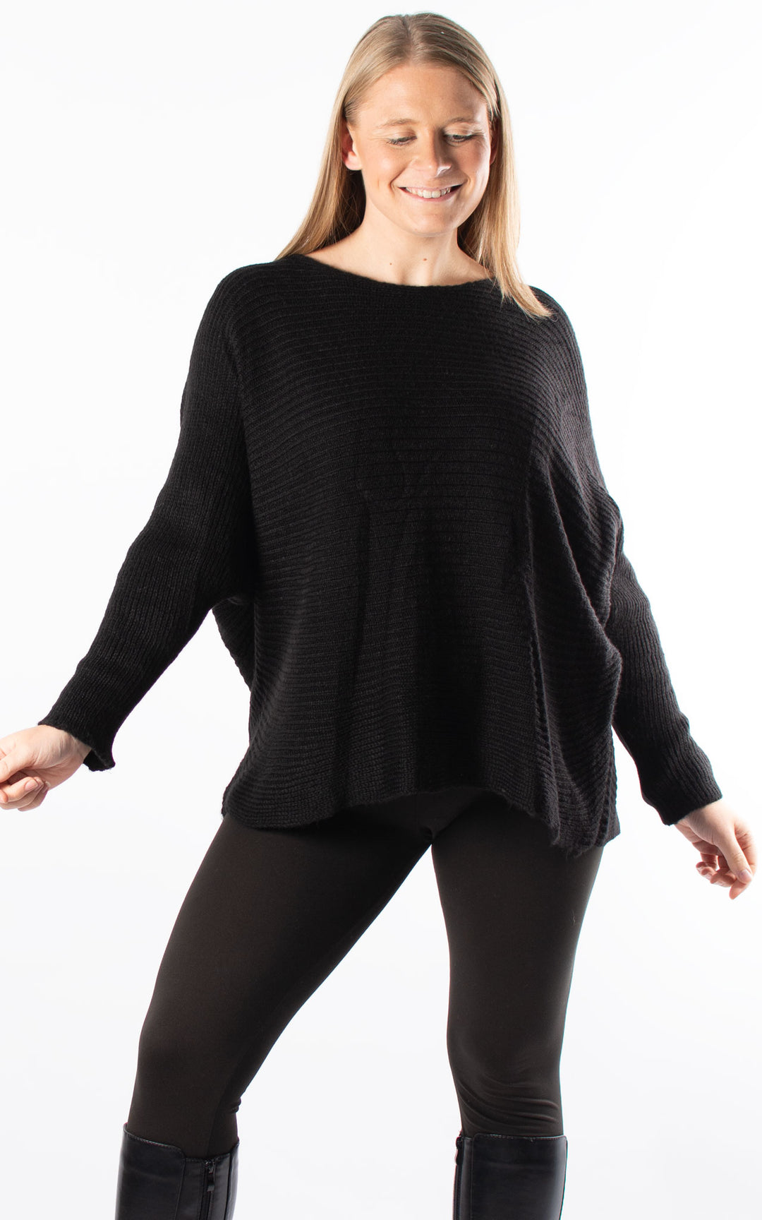 Batwing Button Back | Black