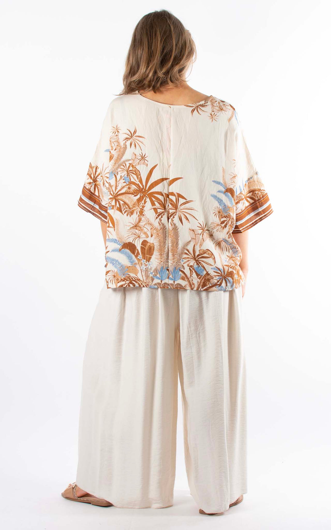 Palma Multi-Leaf  T | Chocolate