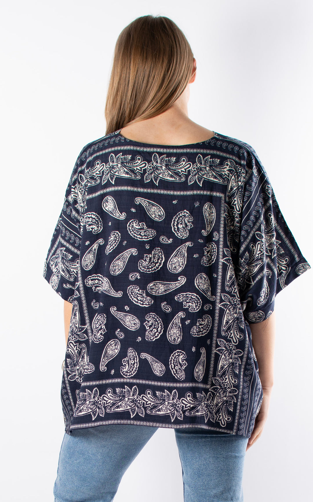 Palma Paisley V-Neck T | Navy
