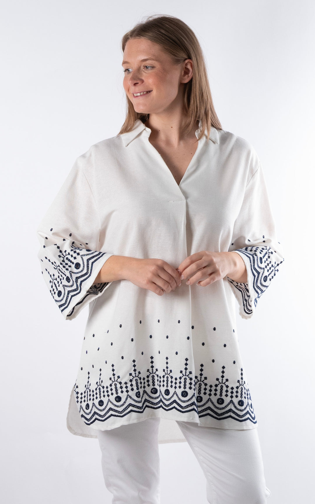 Palma V- Neck Shirt  | Ivory