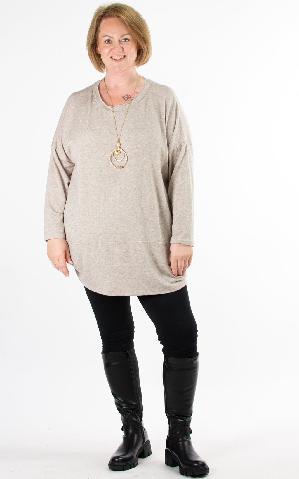 Pamela Silver Thread Details | Beige