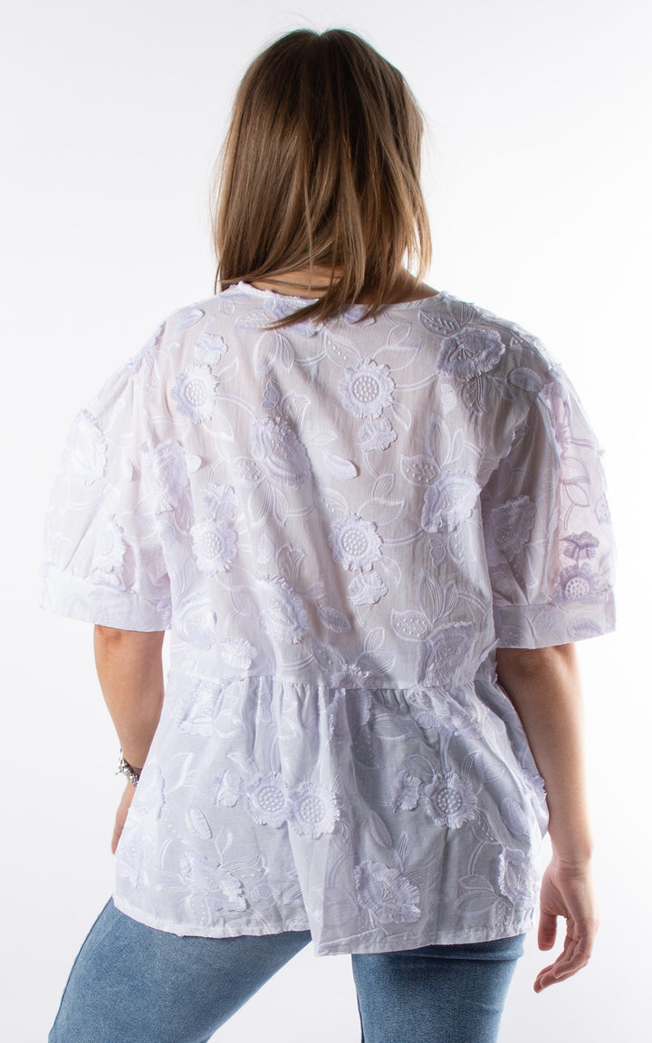 Phoebe Button Pearl T | White