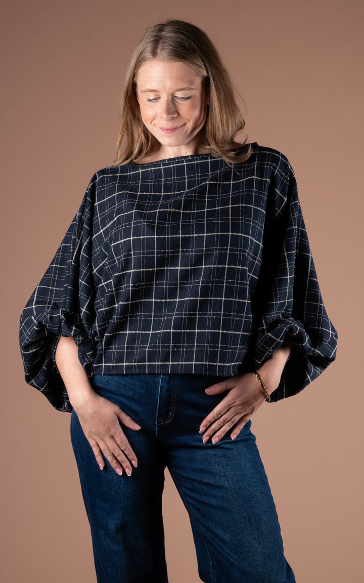 Plaid Batwing | Navy