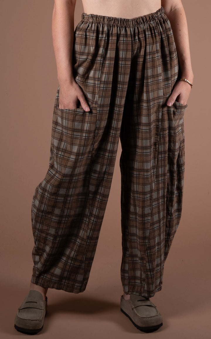 Plaid Cord Barrel Leg Trouser | Camel