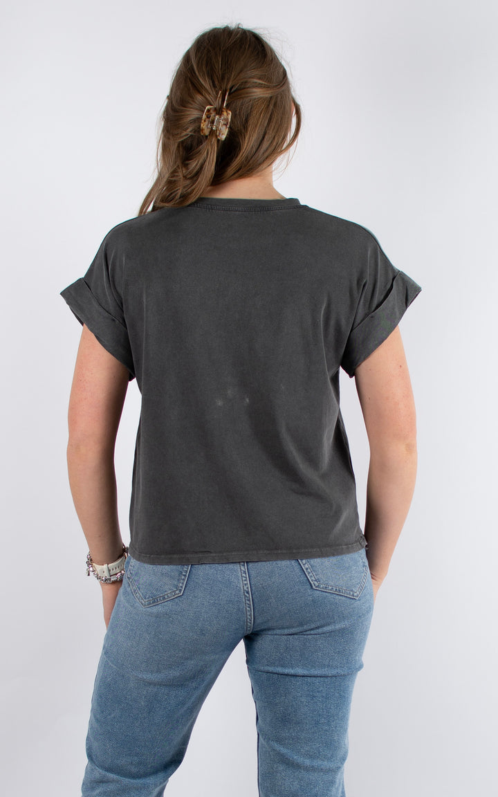 Queen of Hearts T | Dark Grey