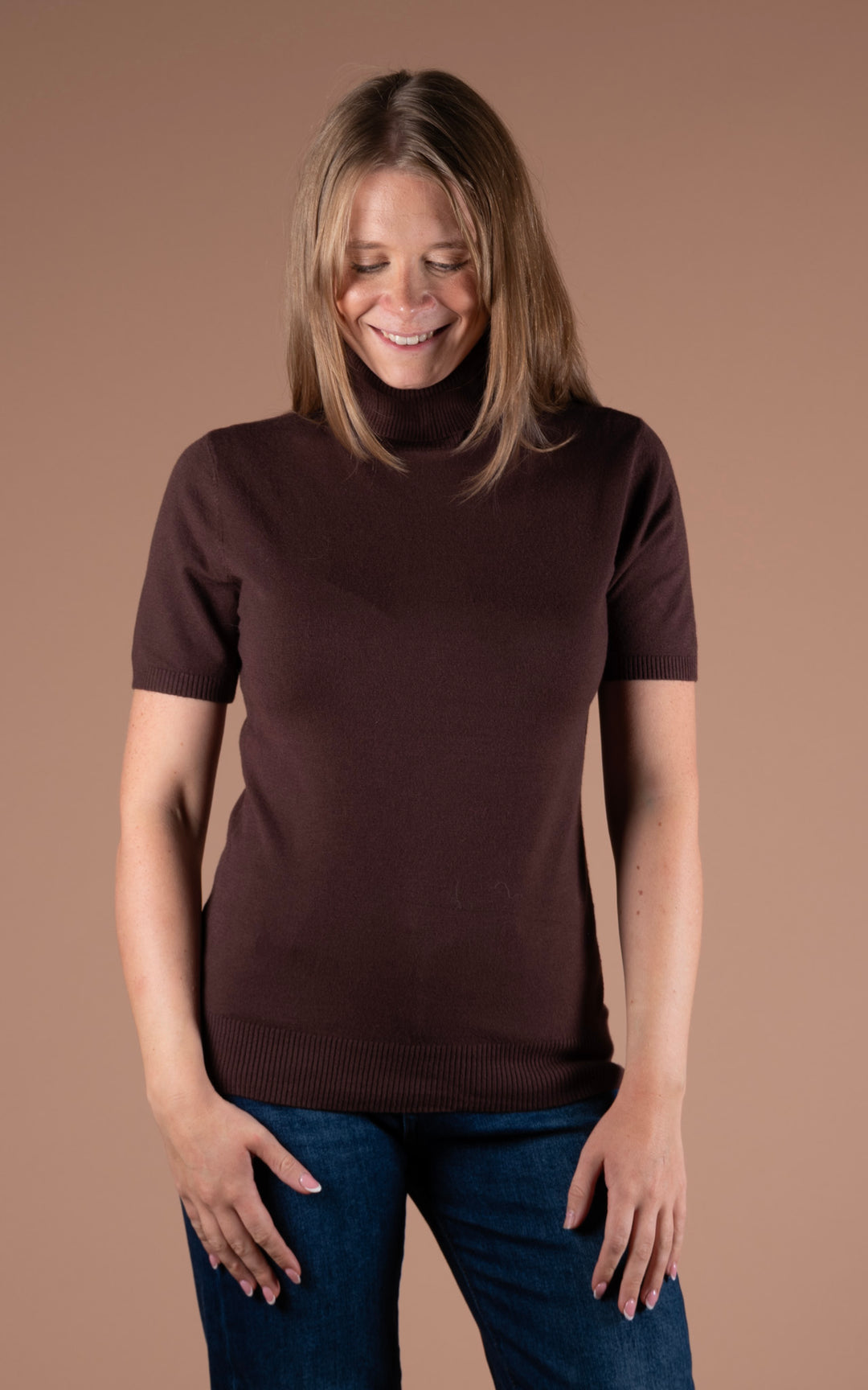 Remi Short Sleeve Roll Neck | Chocolate