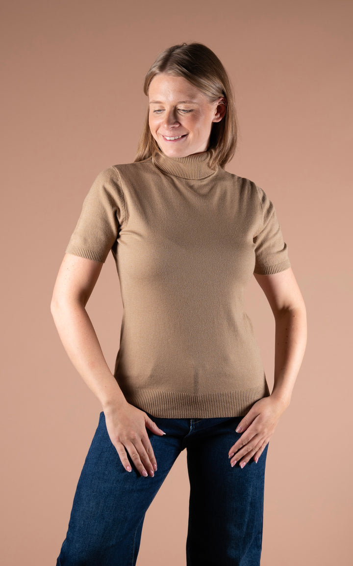 Remi Short Sleeve Roll Neck | Gold