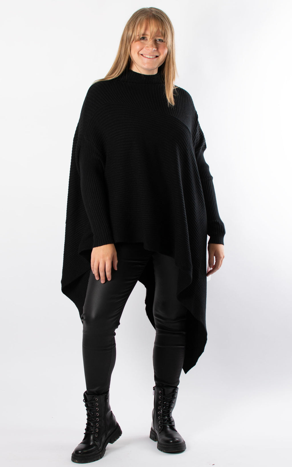 Ribbed Poncho | Black