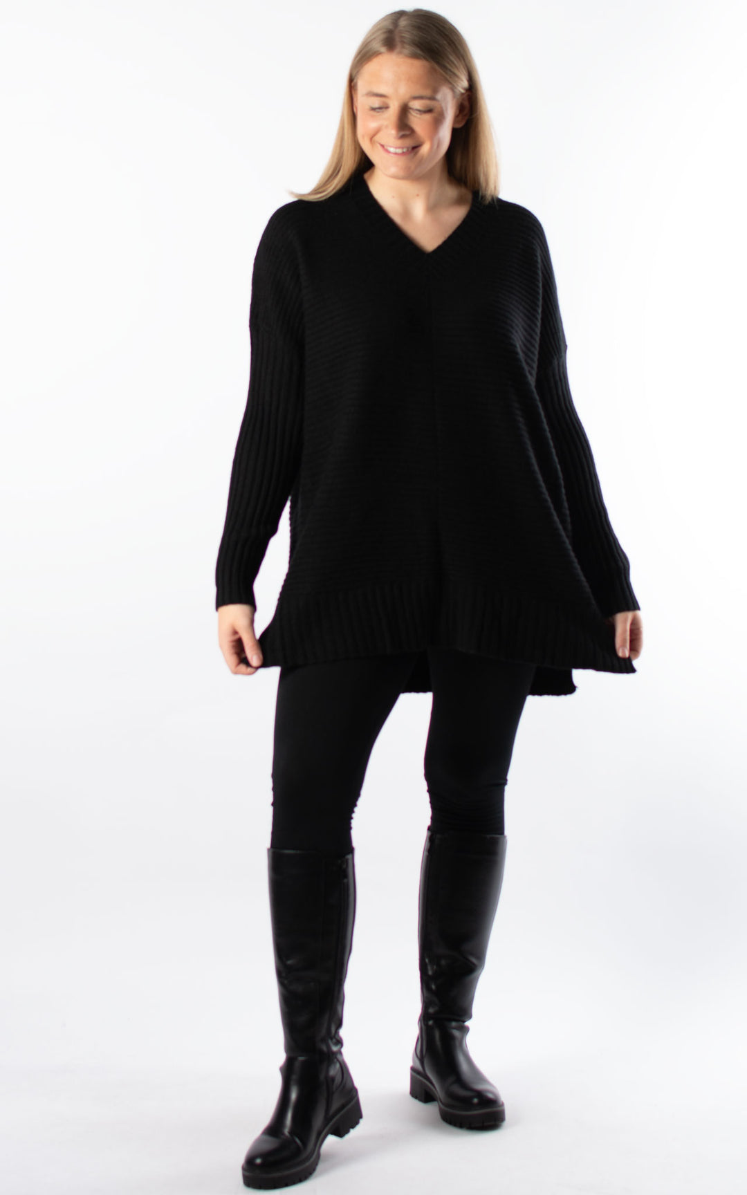 Ribbed V-neck | Black