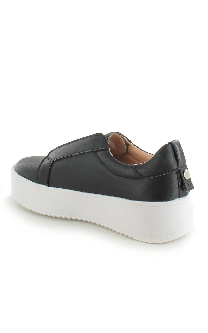 Riva Slip On Trainers | Black