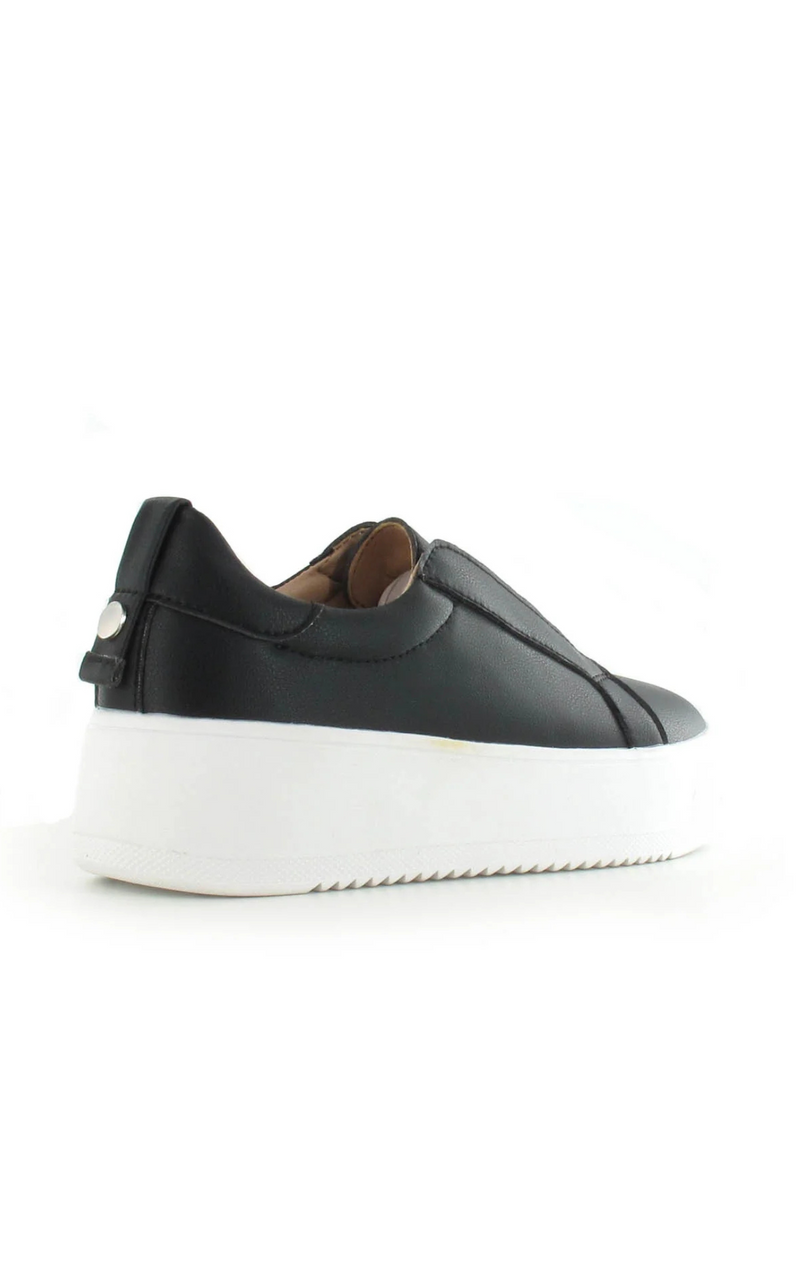 Riva Slip On Trainers | Black